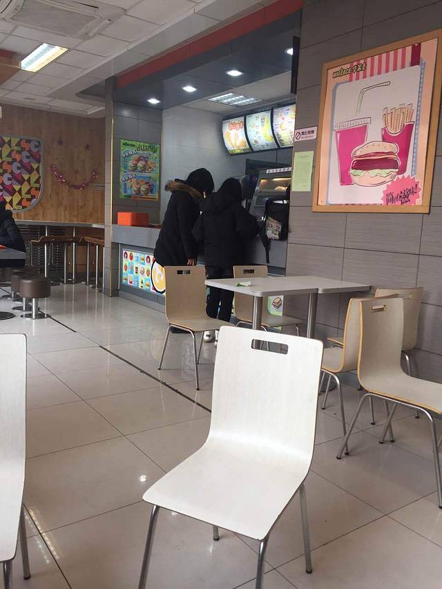 华莱士·全鸡汉堡(红旗店)