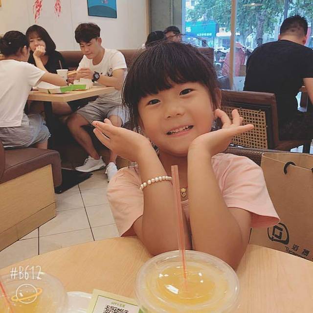 德克士(优创餐厅)