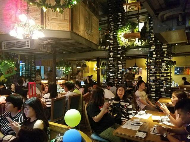 胡桃里音乐酒馆(三阳路店)