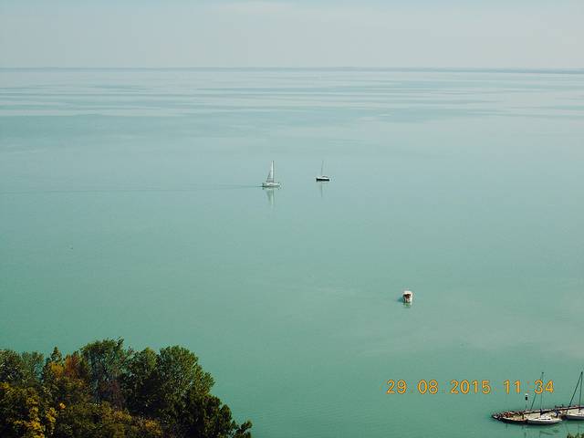 Echo Restaurant & Cafe