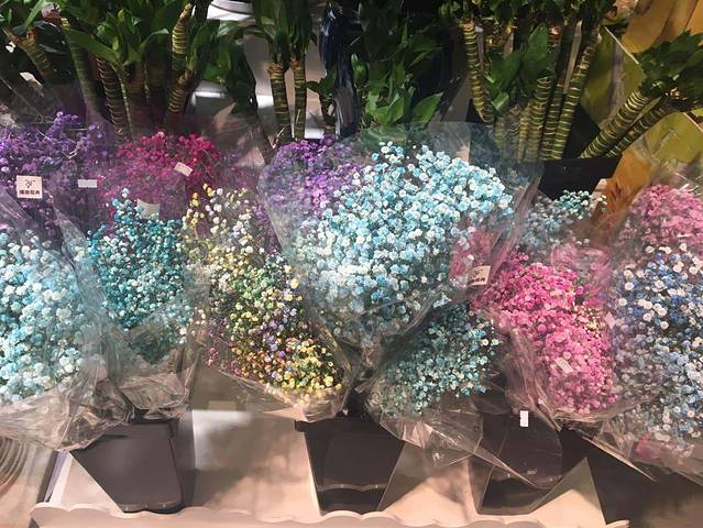 周黑鸭(南京地铁集庆门大街店)