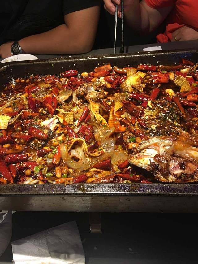 伟大航路炭烤活鱼