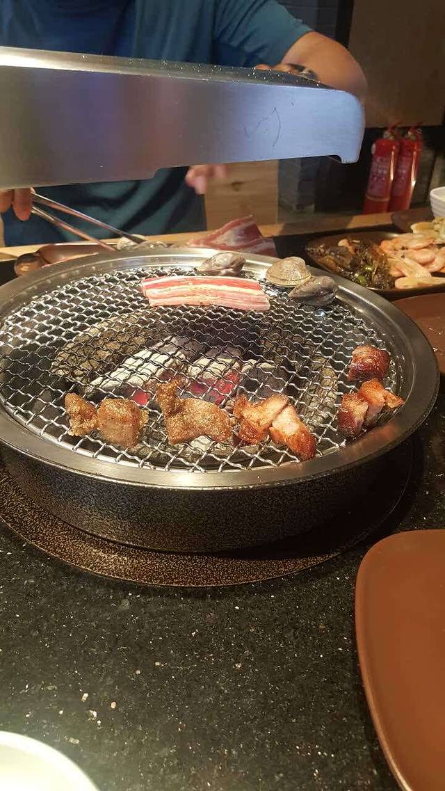 韩盛炭火自助烤肉(阿城店)