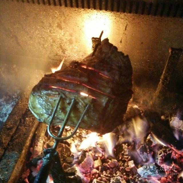 大伟烤全羊(张北总店)