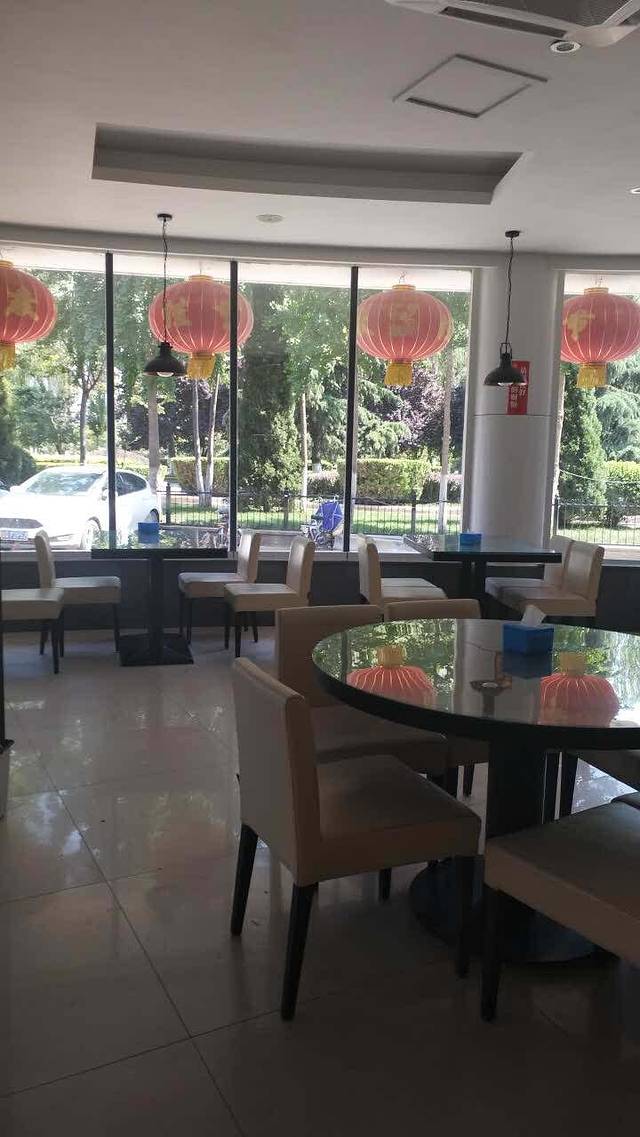 一尺街海鲜饺子楼(东方红店)