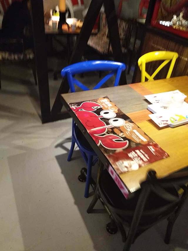 多嘴肉蟹煲(万达店)