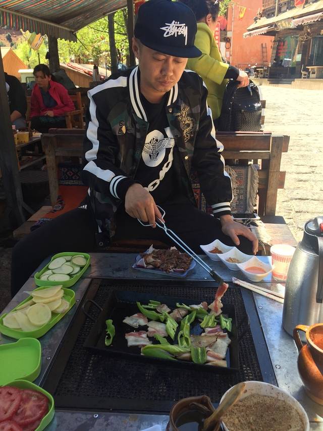 里格岛扎西家·火塘烤肉