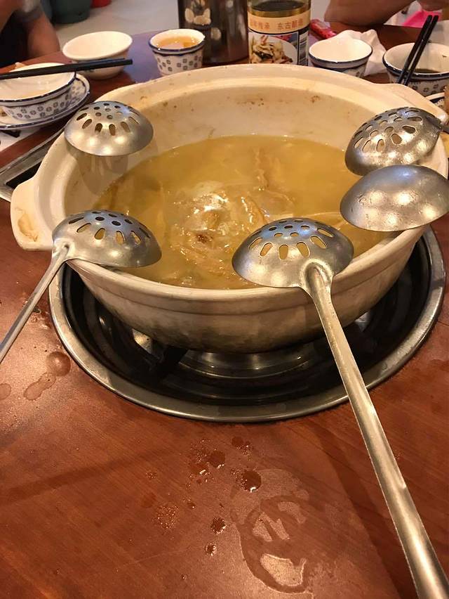 鼎记猪肚鸡(华贵路店)