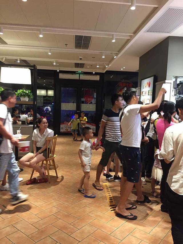 肯德基(海口秀英万达店)