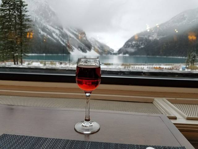 Fairview Bar & Restaurant