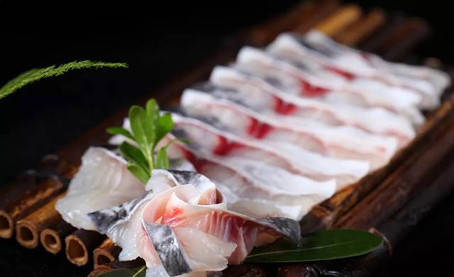 巴九门老火锅(解放碑地标店)