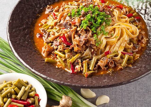 苗厨人家(大融城店)