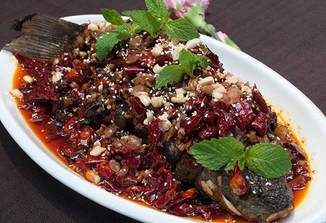 朵颐菜园·特色云南菜