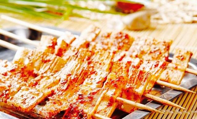 岩姐撸串儿·烧烤·涮肚(凯旋北路店)