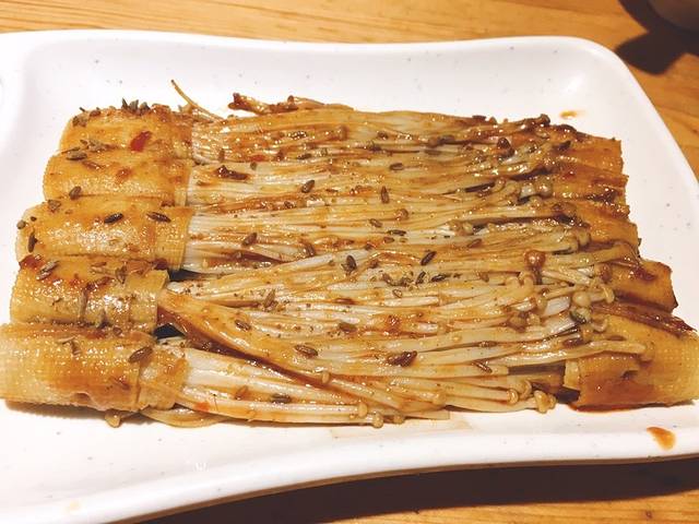 管氏翅吧(护国寺店)