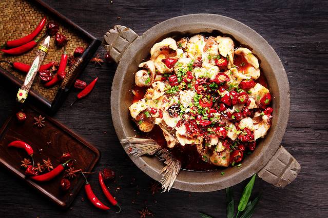 哈儿土火锅(南兴路店)