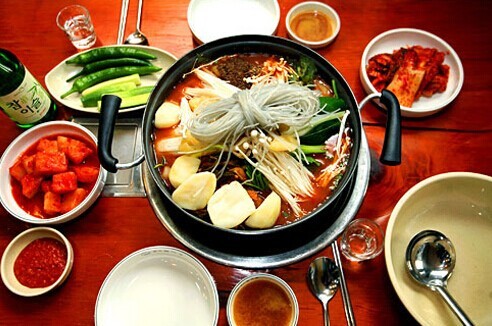 元堂脊骨土豆汤(明洞1号店)