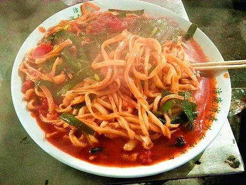 德信体育新吴这个夜市突然火了！