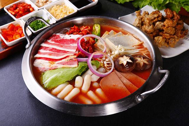 炉小哥烤肉(锦艺城购物C区店)