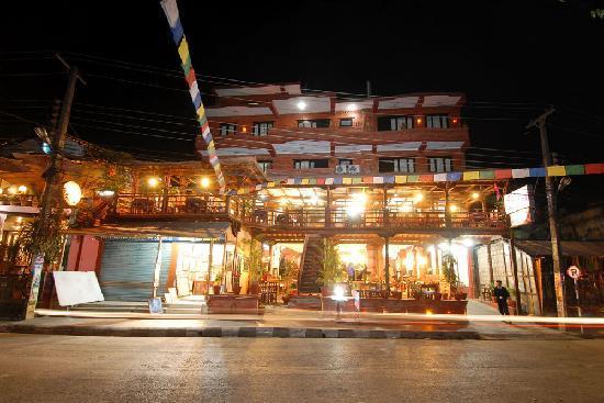 Hungry Eye Restaurant & Bar