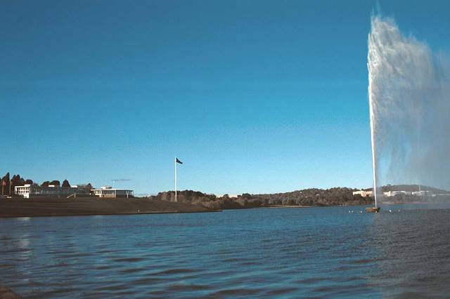 Captain Cook Memorial Jet