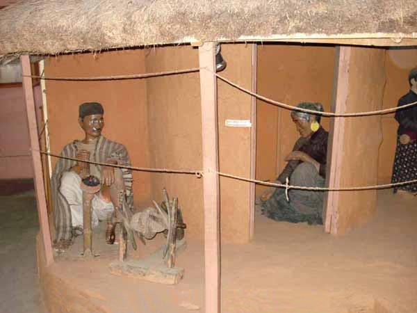 博卡拉地区博物馆