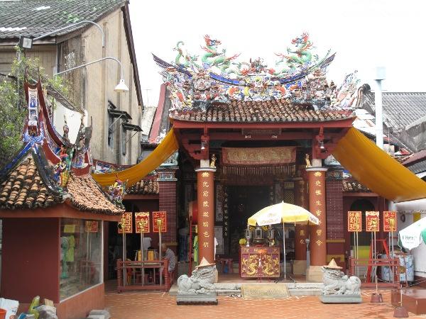 定光堂由当地的一家来自中国福建的家庭建于1889年