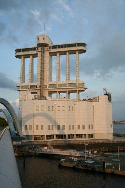 Nagoya Port Building