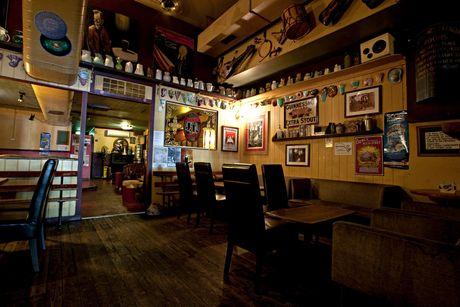 凤凰爱尔兰酒吧