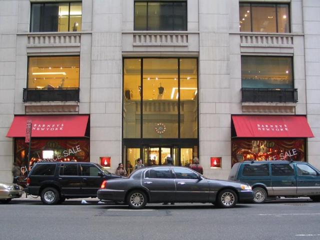 巴尼斯纽约精品店