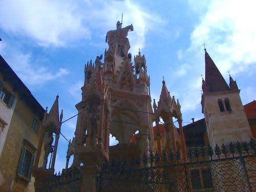 斯卡拉墓地 教堂 Scaliger Tombs