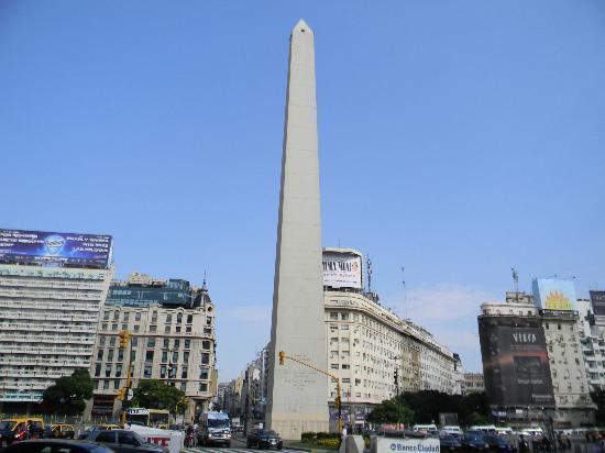 方尖碑 (Obelisco)