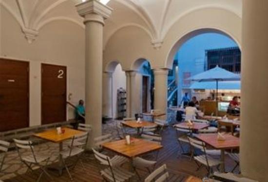 Casa de Cultura Laura Alvim