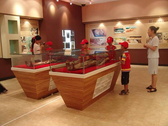 新疆维吾尔自治区博物馆