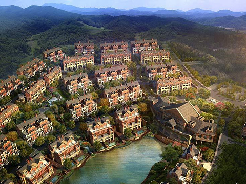 五指山翡翠山旅游景点图片