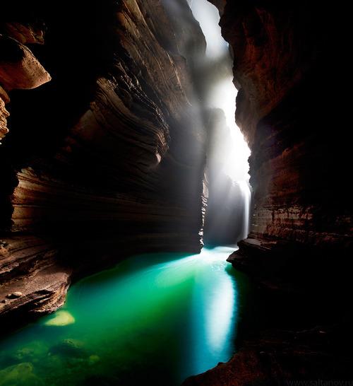 古谱特什瓦尔·玛哈德布洞穴