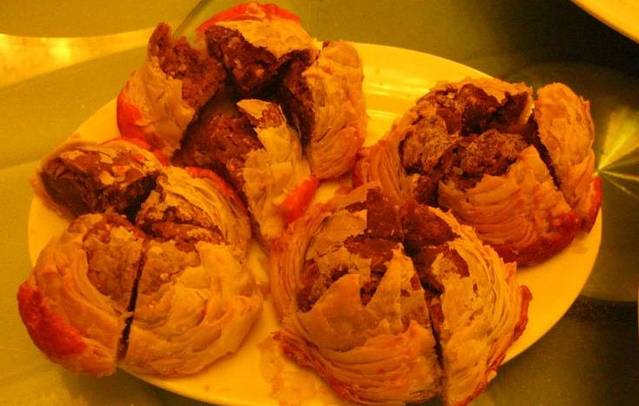 老号无名包子店