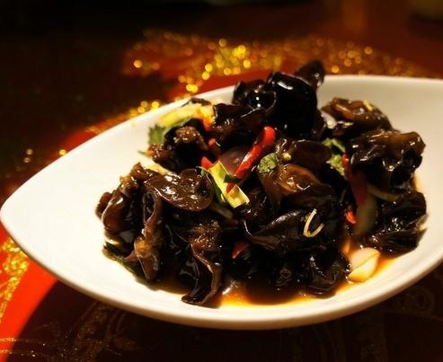 福照楼汽锅鸡·云南特色菜(火车站锦江店)