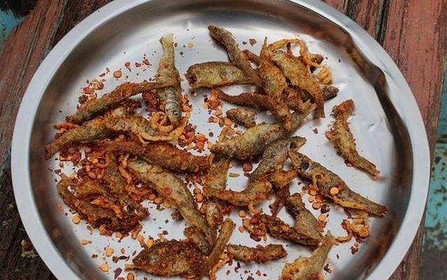 拉市海茶马古道烤鱼