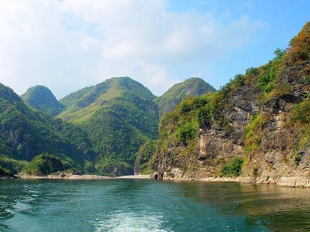 茅岩河漂流(温泉)景区