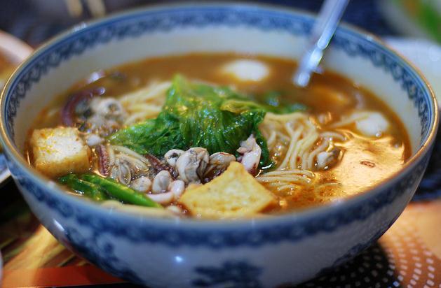 乌糖沙茶面(民族路店)