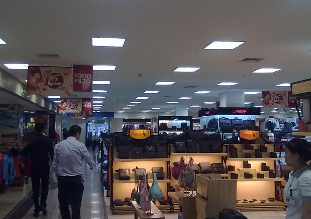 摩尔百货(天府广场店)