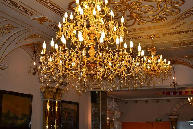 华梅西餐厅(哈尔滨中央大街店)