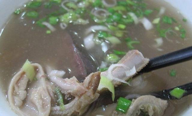 泉儿头杂碎(中石花园店)