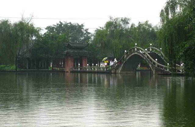 荷花山庄(香山大道店)