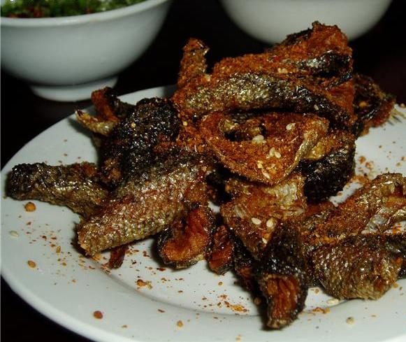 三文彩虹鳟鱼庄