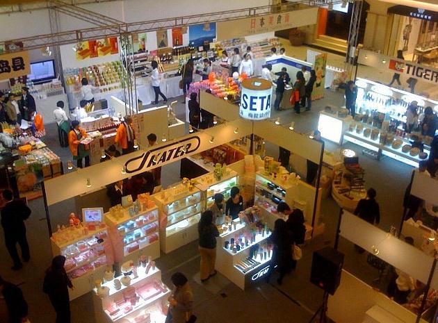 天虹百货(苏雅路店)