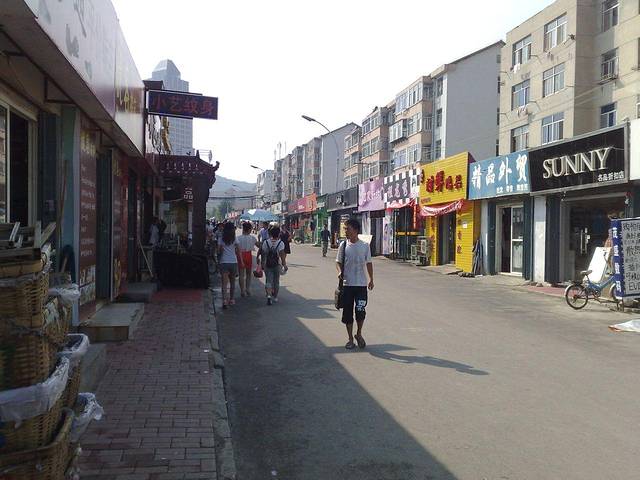 新烟大市场(万光小区店)