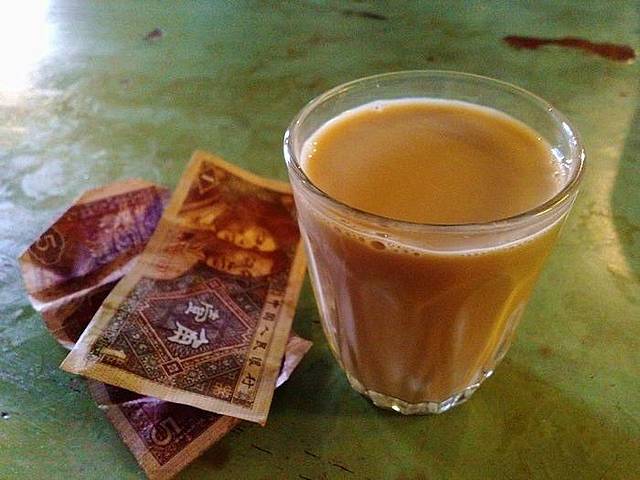 老光明岗琼甜茶馆