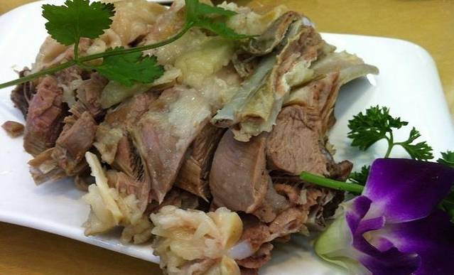 马老六清真餐饮(通渭路总店)